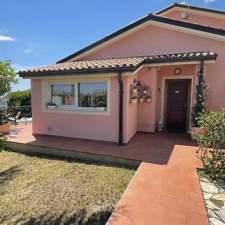 Villino Indipendente Con Vista Mare In Locazione Ad Ospedaletti Apartment *