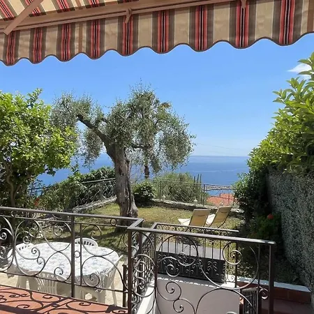 Apartment Villino Indipendente Con Vista Mare In Locazione Ad Ospedaletti